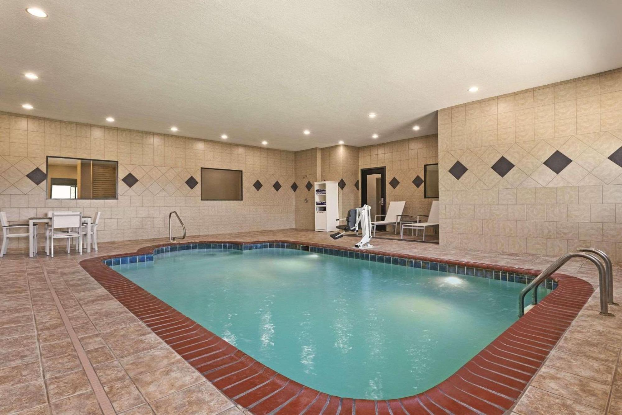 Country Inn & Suites By Radisson, Byram-Jackson South, Ms 外观 照片